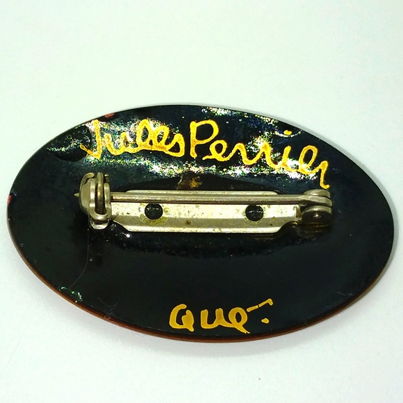 SOLD              Vintage Enamel on Copper Brooch signed By Artist - Picture 2 of 8